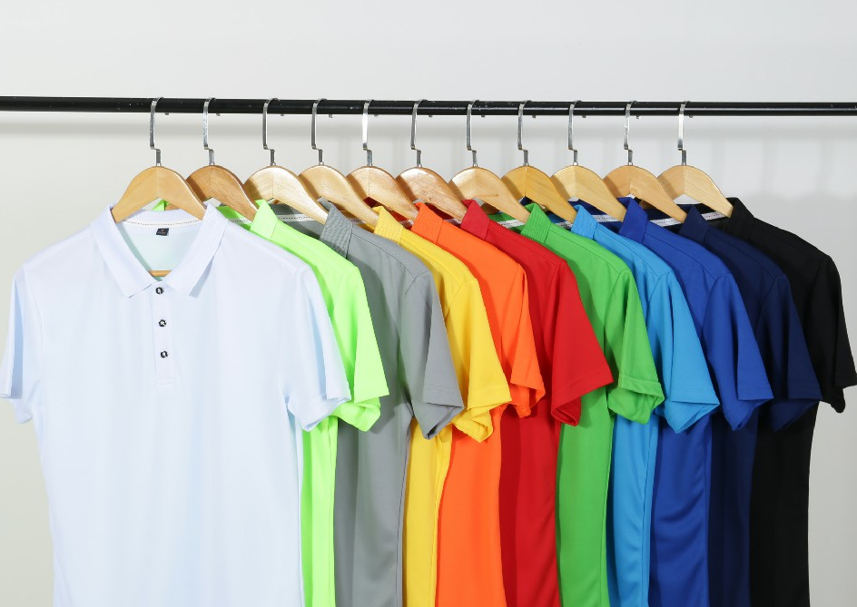 定制企業(yè)戶外活動(dòng)服裝，選擇定制速干POLO衫還是速干T恤衫呢？