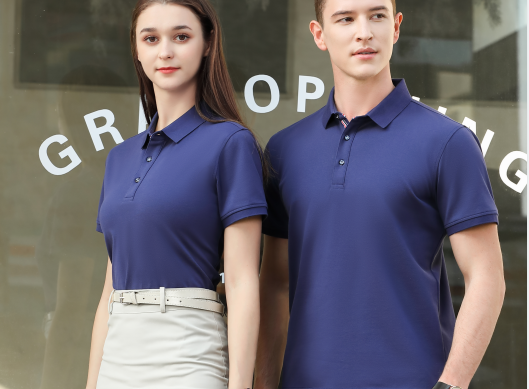 公司團(tuán)體定制POLO衫細(xì)節(jié)，POLO衫定制和翻領(lǐng)T恤定制有什么區(qū)別？